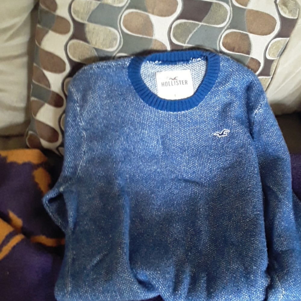 Holister Sweater